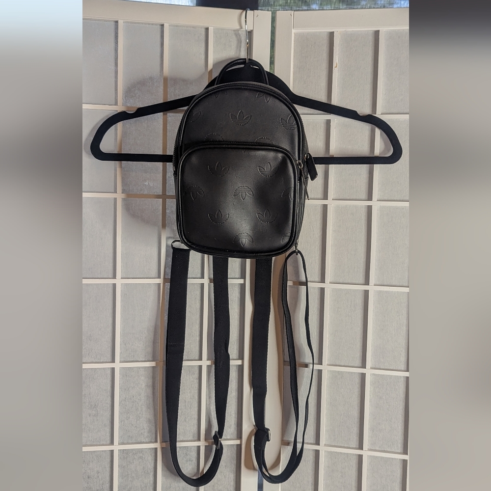 Adidas originals mini backpack